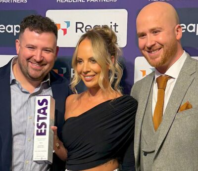 The Directors of The Levels Financial holding the award for best mortgage broker in the South West at the 2025 ESTAS awards